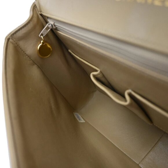 CHANEL CC Logo Matelasse Chain Shoulder Bag Leather Beige GHW Vintage - Picture 14 of 16